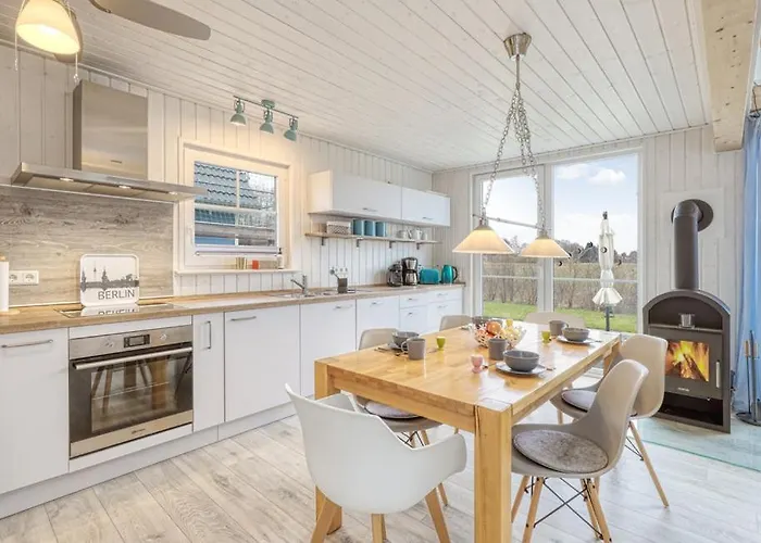 Holiday home Kunterbunt